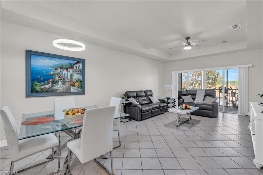 7835 Regal Heron Cir 306, Naples, FL 34104-4