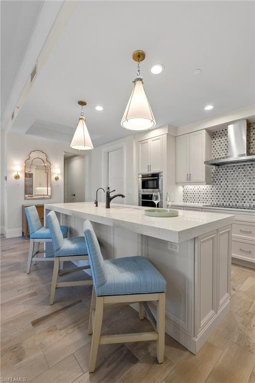 1035 3rd Ave S 317, Naples, FL 34102-11