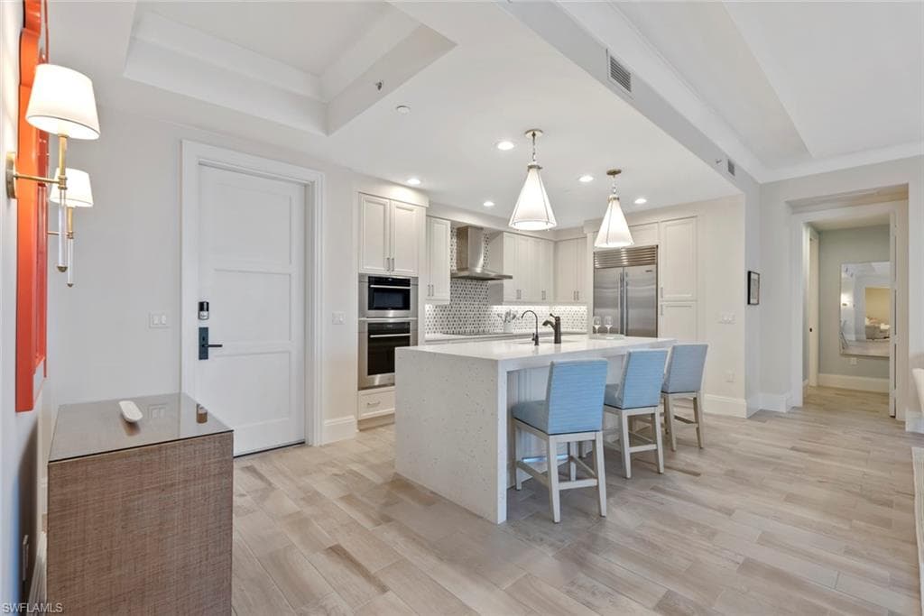 1035 3rd Ave S 317, Naples, FL 34102-12