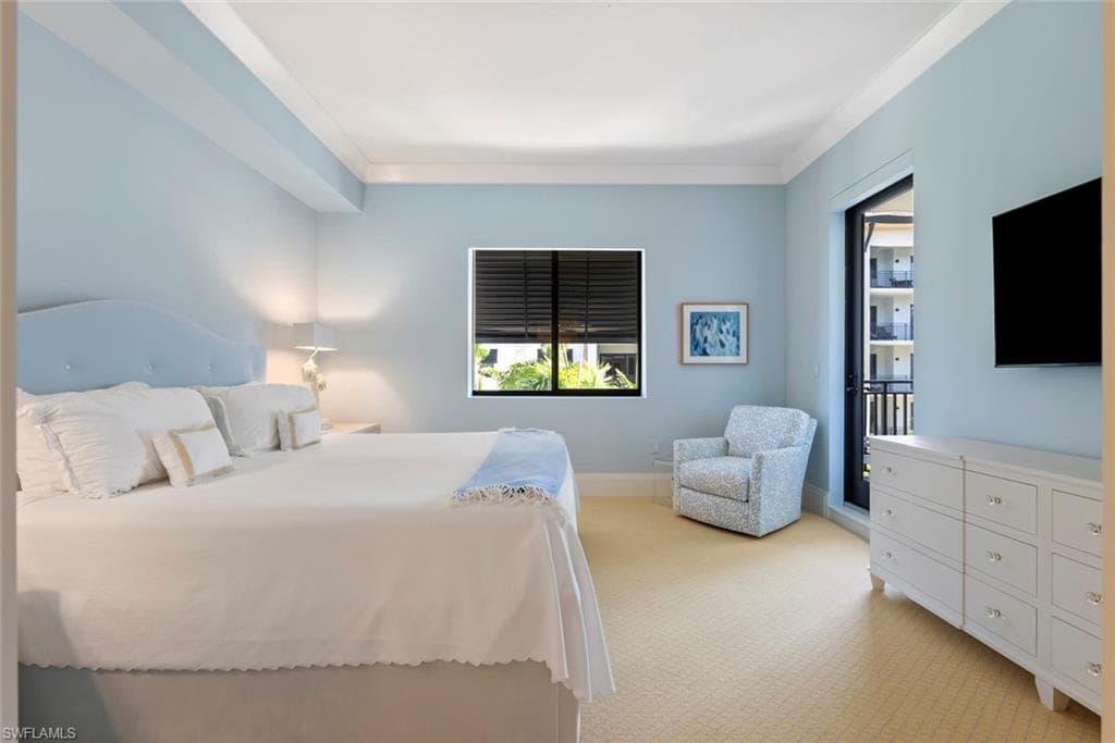 1035 3rd Ave S 317, Naples, FL 34102-20