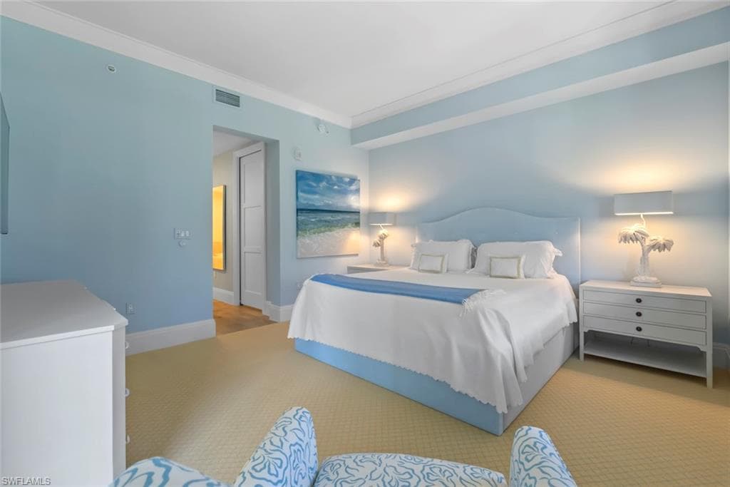 1035 3rd Ave S 317, Naples, FL 34102-21