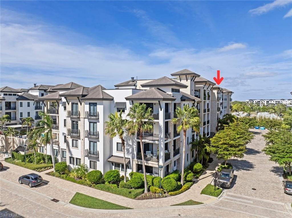 1035 3rd Ave S 317, Naples, FL 34102-41