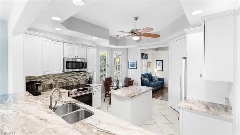 7876 Hawthorne Dr 1202, Naples, FL 34113-11