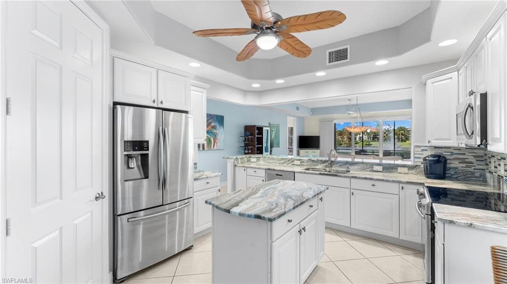 7876 Hawthorne Dr 1202, Naples, FL 34113-17