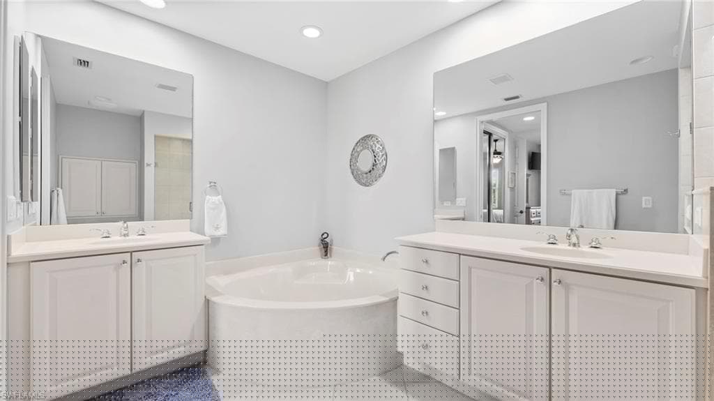 7876 Hawthorne Dr 1202, Naples, FL 34113-31