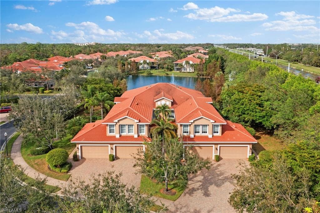 7876 Hawthorne Dr 1202, Naples, FL 34113-4