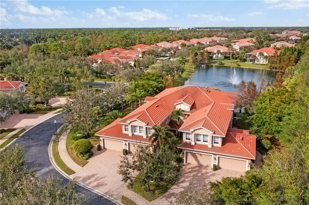 7876 Hawthorne Dr 1202, Naples, FL 34113-6