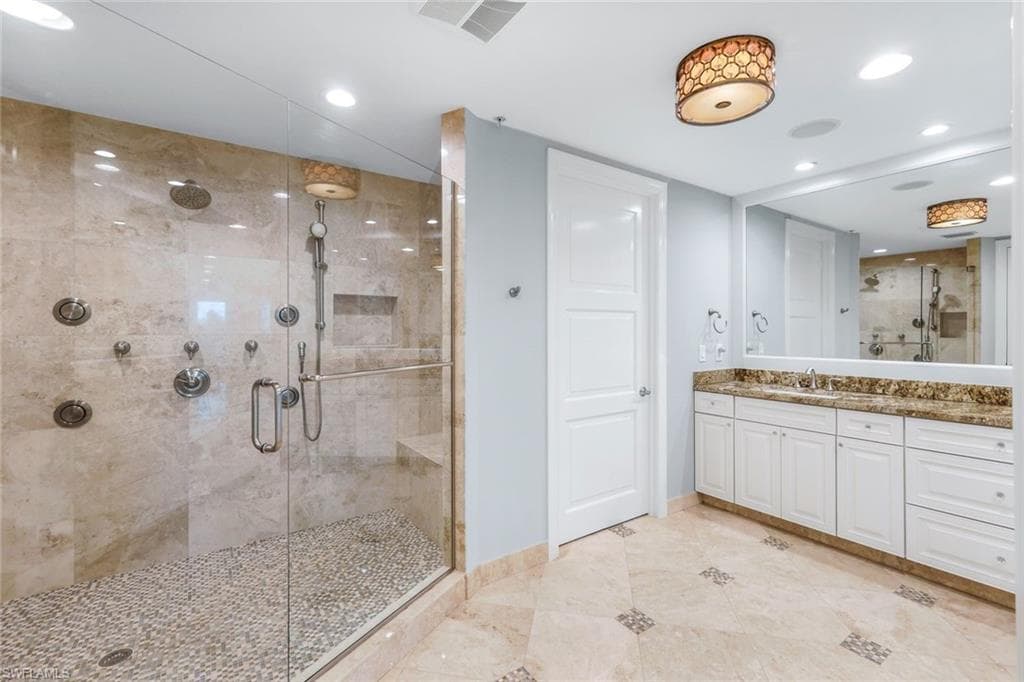 265 Indies Way 403, Naples, FL 34110-19