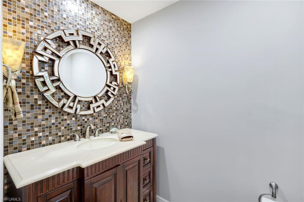 265 Indies Way 403, Naples, FL 34110-26