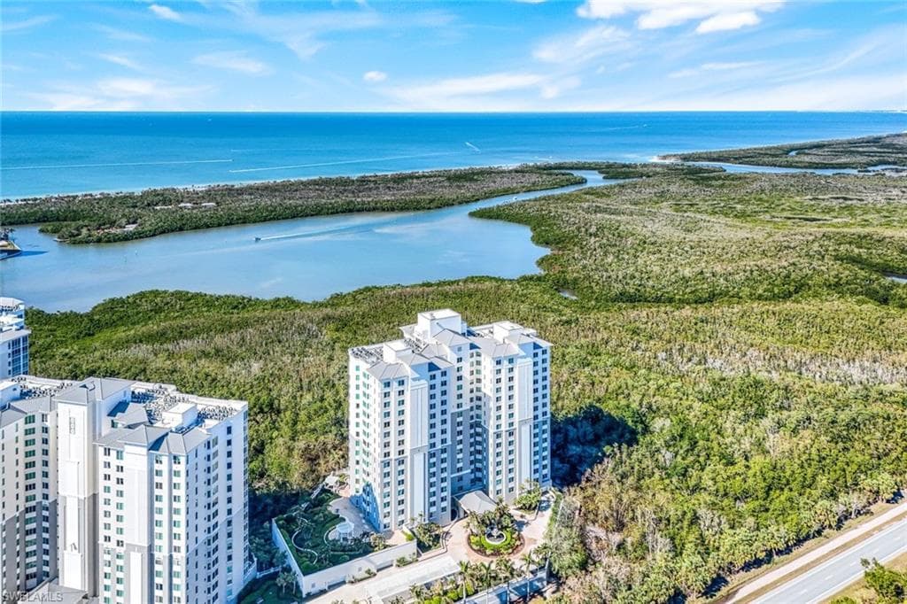 265 Indies Way 403, Naples, FL 34110-42