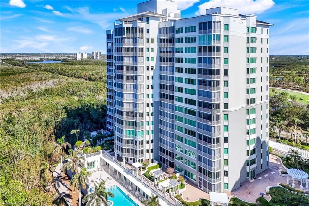 265 Indies Way 403, Naples, FL 34110-44