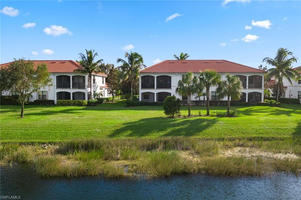 3165 Aviamar Cir 102, Naples, FL 34114-31