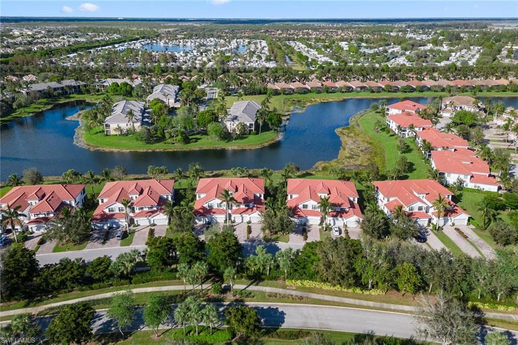 3165 Aviamar Cir 102, Naples, FL 34114-36