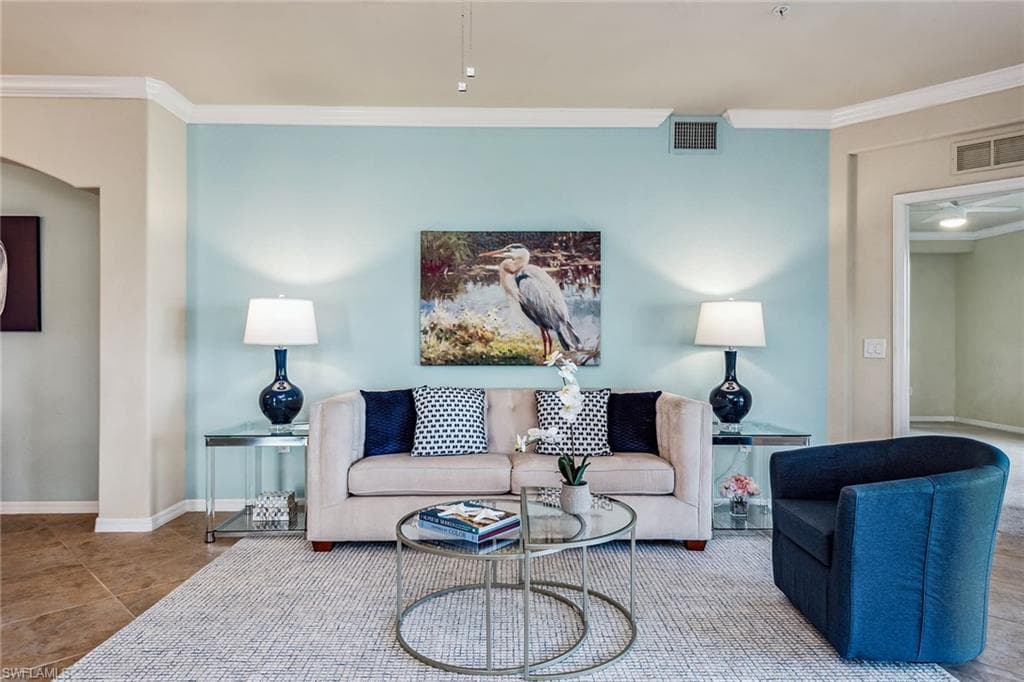 3165 Aviamar Cir 102, Naples, FL 34114-5