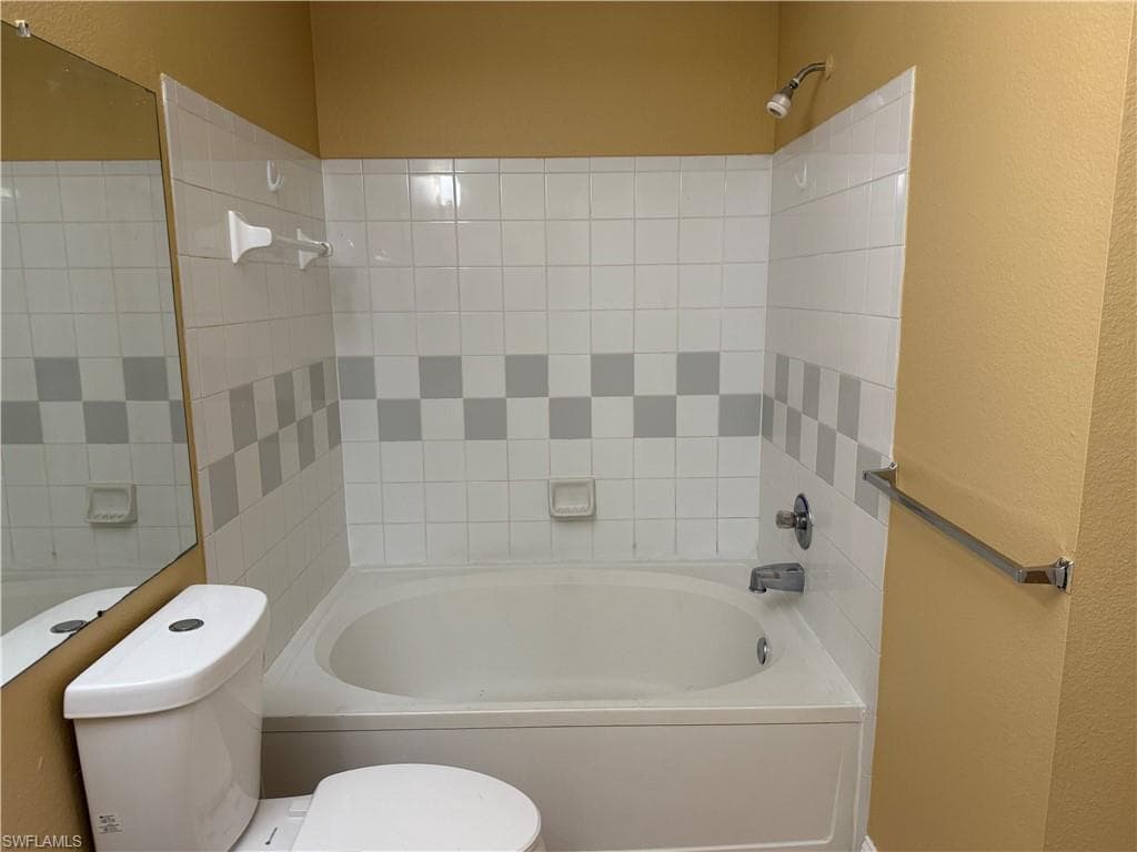 11510 Villa Grand 407, Fort Myers, FL 33913-8090-13