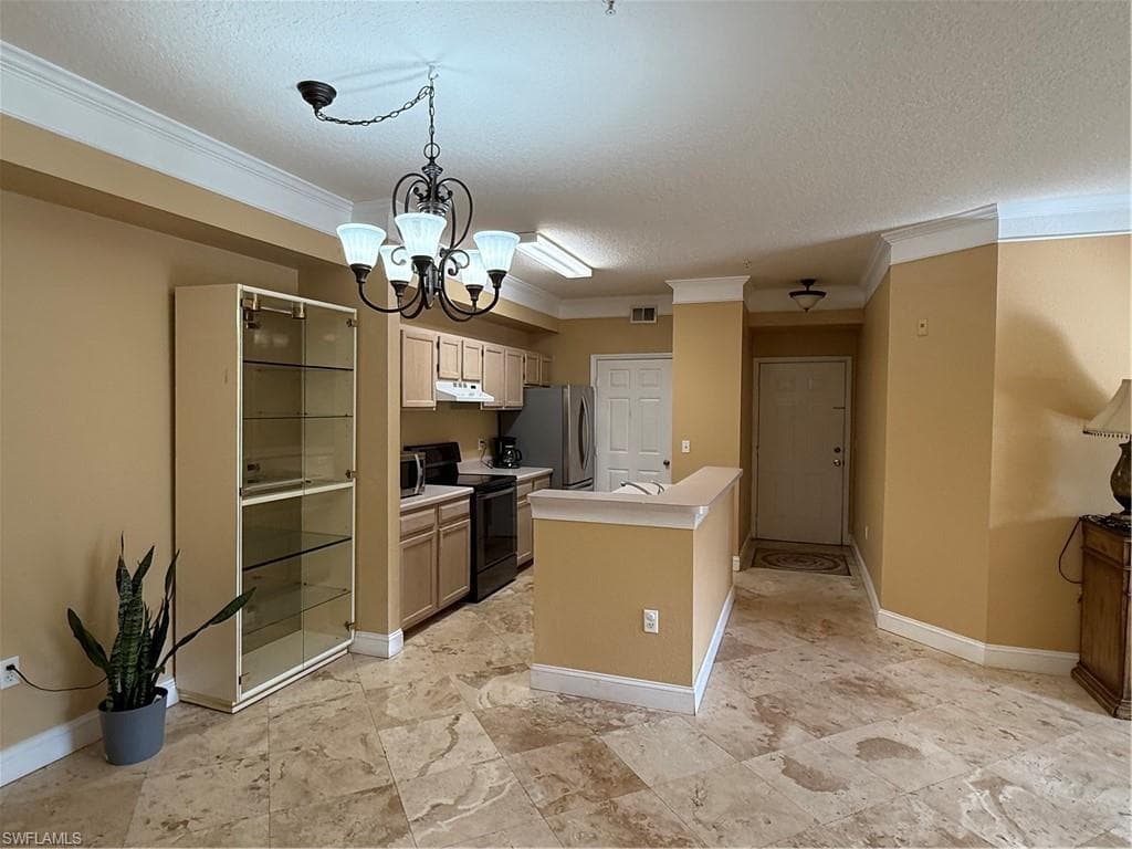 11510 Villa Grand 407, Fort Myers, FL 33913-8090-5