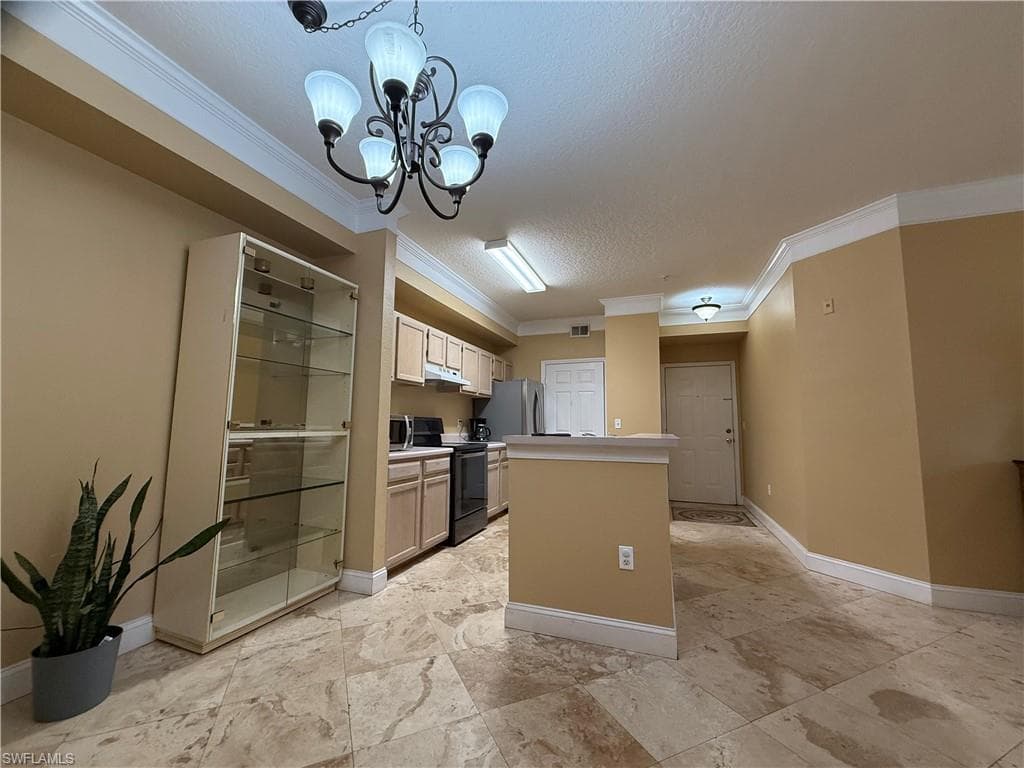 11510 Villa Grand 407, Fort Myers, FL 33913-8090-6