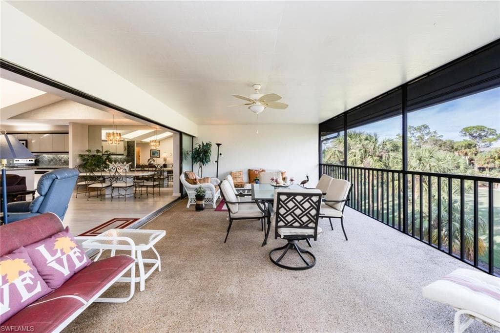 76 Cypress View Dr E-76, Naples, FL 34113-9