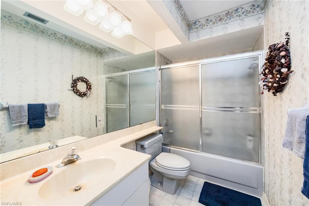 76 Cypress View Dr E-76, Naples, FL 34113-17
