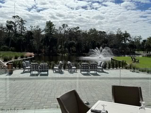 76 Cypress View Dr E-76, Naples, FL 34113-37