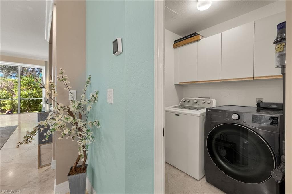 7087 Barrington Cir 102, Naples, FL 34108-13