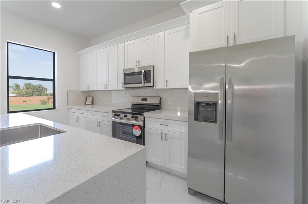 1407 5th Ave, Cape Coral, FL 33909-14