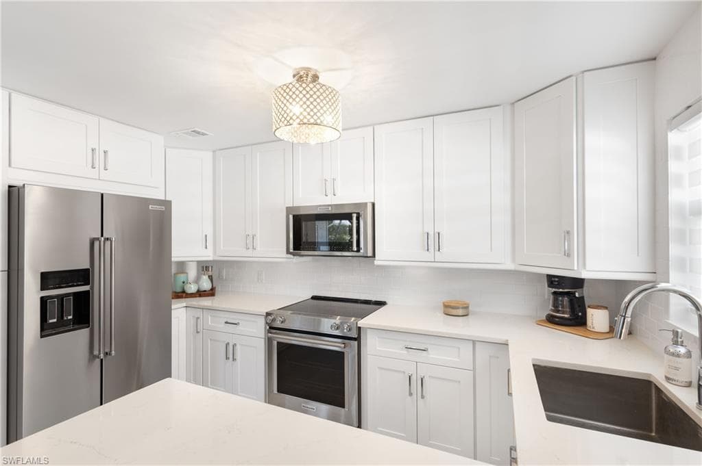 260 Lanchester Ct 36, Naples, FL 34112-16