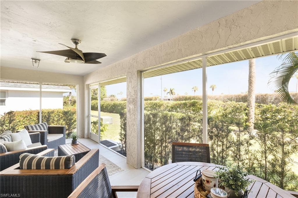 260 Lanchester Ct 36, Naples, FL 34112-25