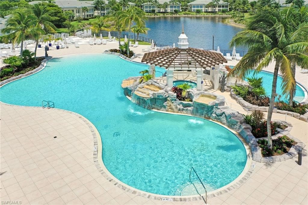 325 Dunes Blvd 1007, Naples, FL 34110-29