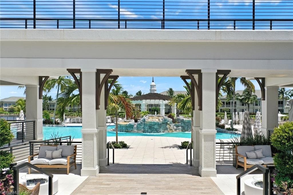 325 Dunes Blvd 1007, Naples, FL 34110-30