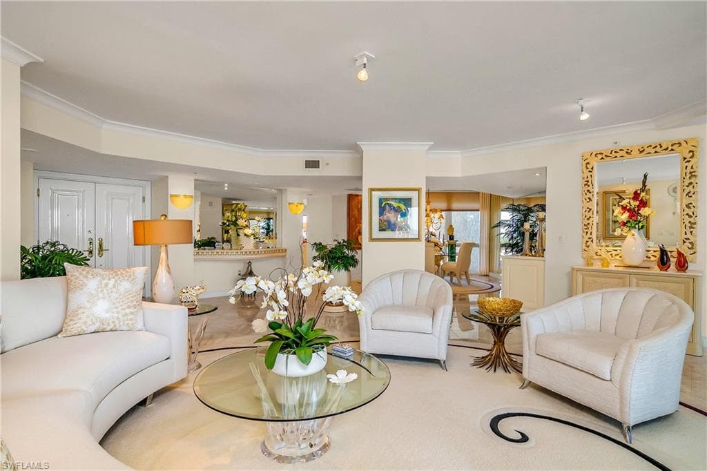 4021 Gulf Shore Blvd N 903, Naples, FL 34103-11
