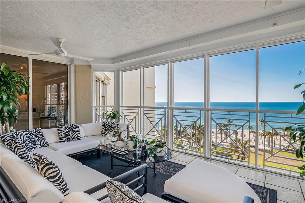 4021 Gulf Shore Blvd N 903, Naples, FL 34103-23