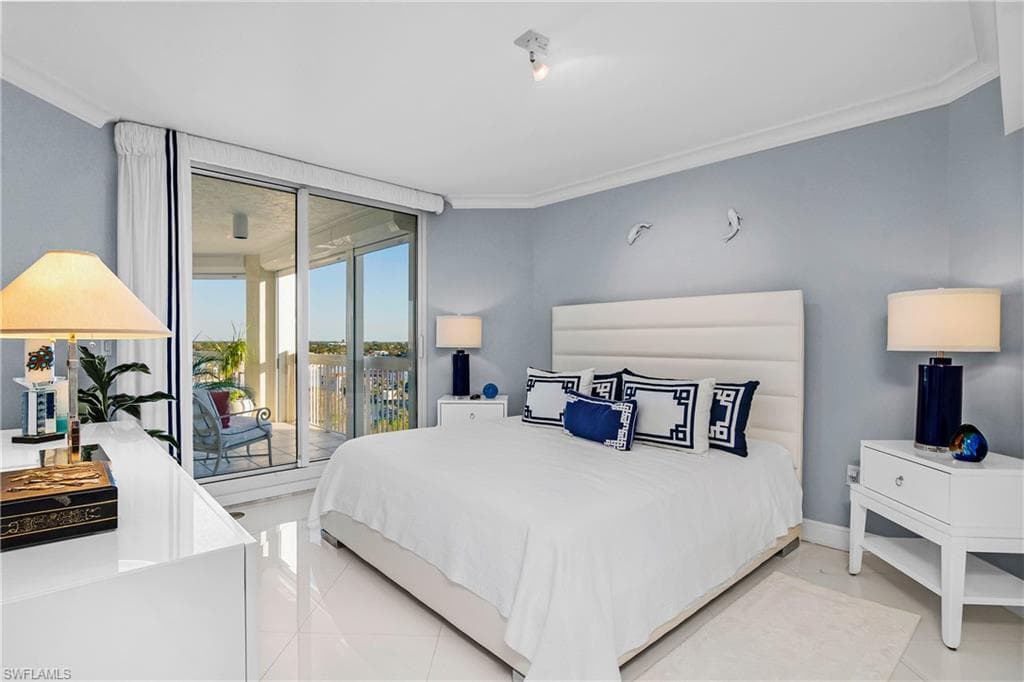 4021 Gulf Shore Blvd N 903, Naples, FL 34103-34