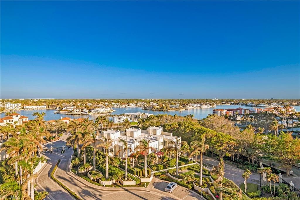 4021 Gulf Shore Blvd N 903, Naples, FL 34103-43