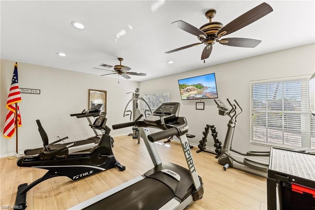 2436 Orchid Bay Dr G-204, Naples, FL 34109-31