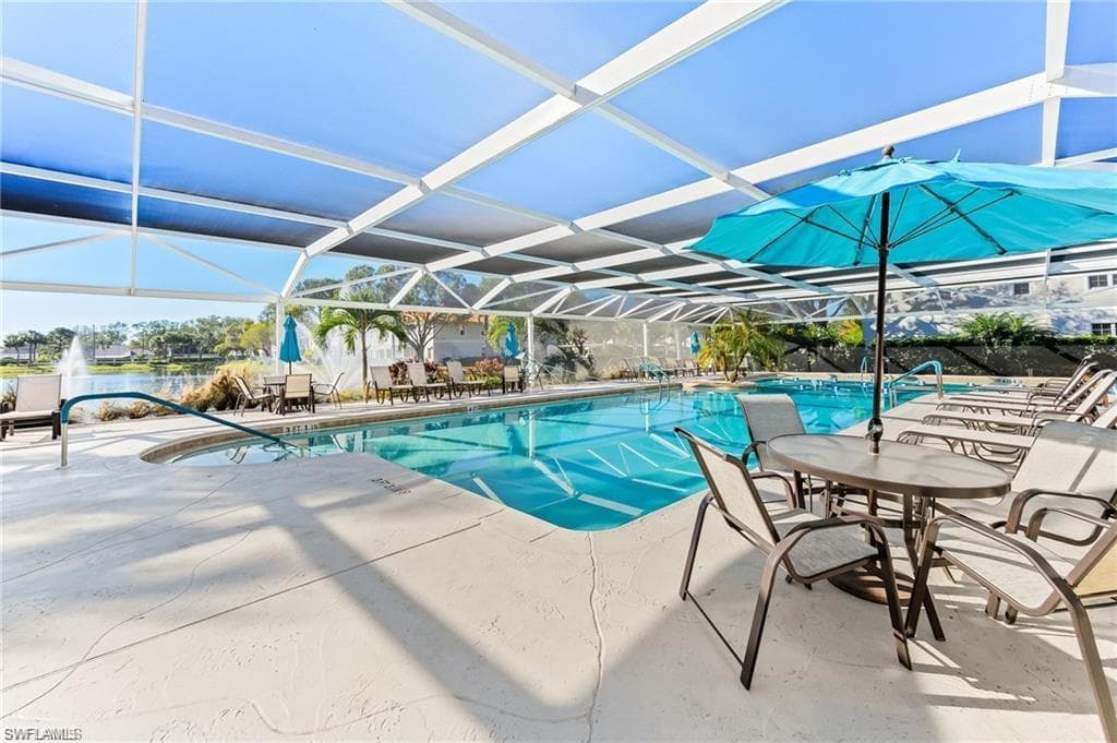 2436 Orchid Bay Dr G-204, Naples, FL 34109-32