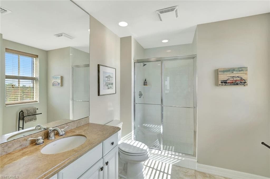 295 Grande Way 306, Naples, FL 34110-30