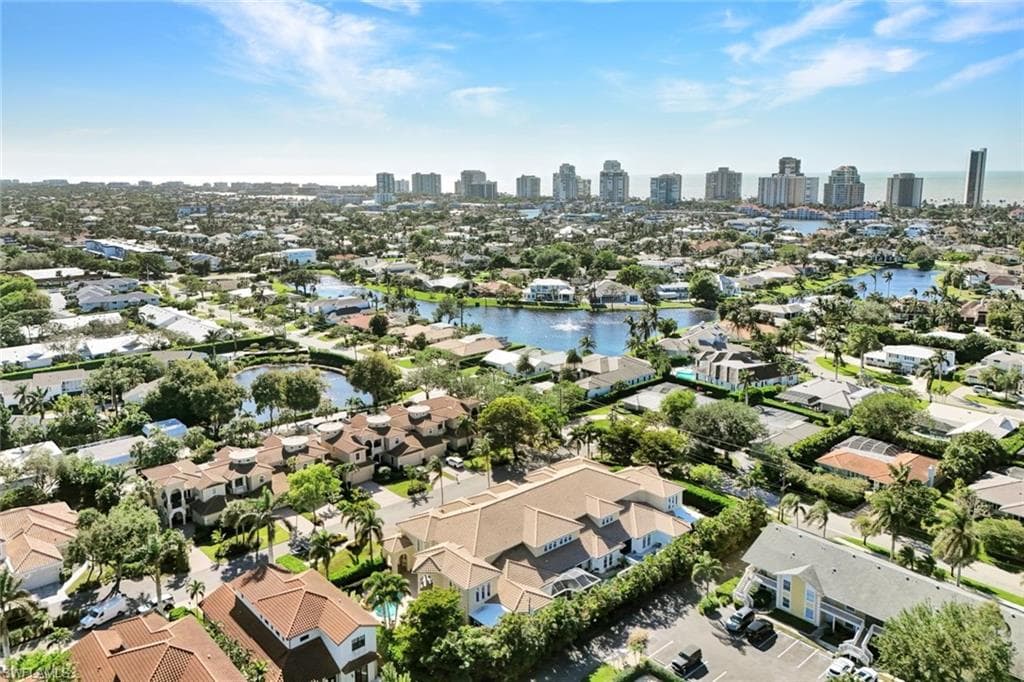 4819 Boulevard Ct 103, Naples, FL 34103-35