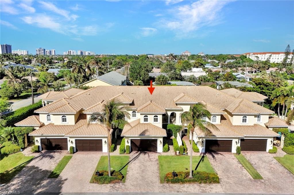 4819 Boulevard Ct 103, Naples, FL 34103-3