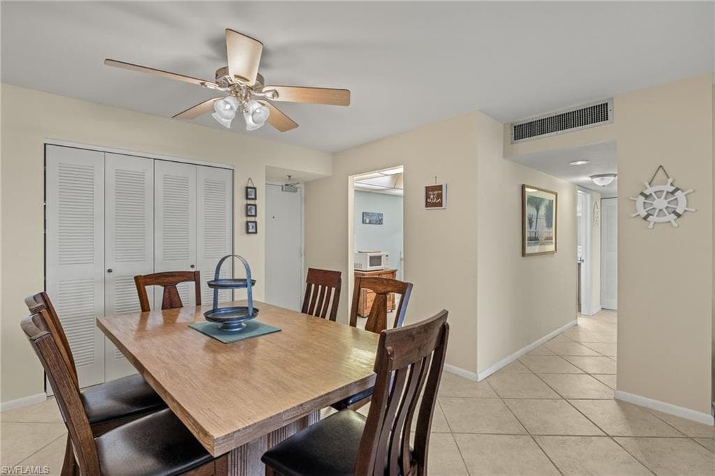 440 Seaview Ct 308, Marco Island, FL 34145-11