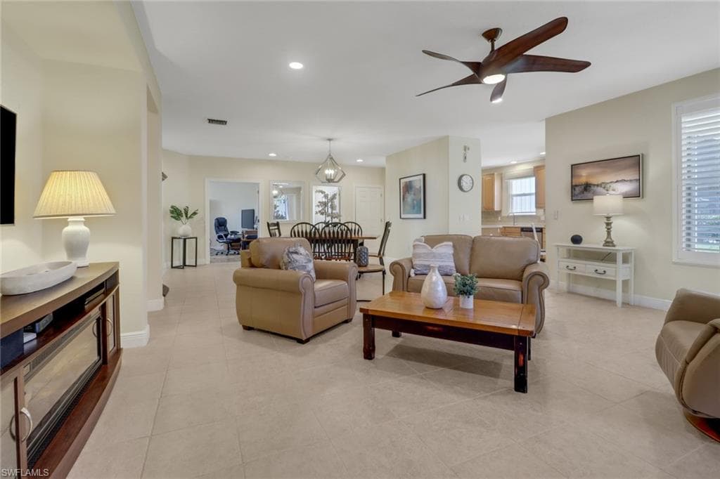 28608 San Lucas Ln 101, Bonita Springs, FL 34135-10
