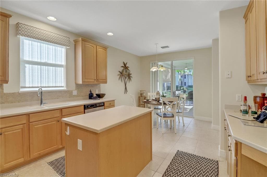 28608 San Lucas Ln 101, Bonita Springs, FL 34135-18