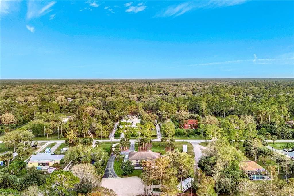 231 16th St NE, Naples, FL 34120-35