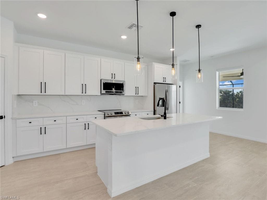1932 23rd Pl, Cape Coral, FL 33909-9
