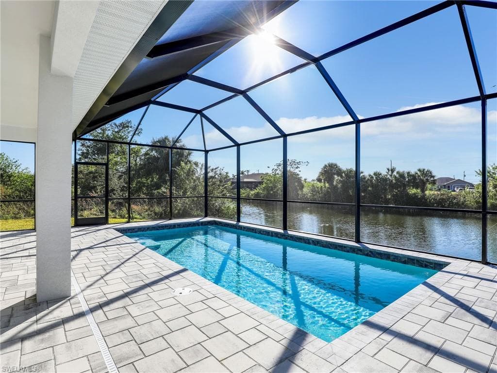 1932 23rd Pl, Cape Coral, FL 33909-2
