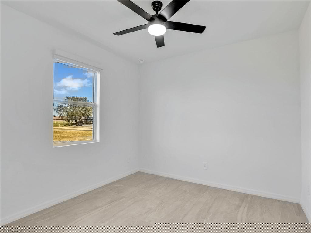 1932 23rd Pl, Cape Coral, FL 33909-31