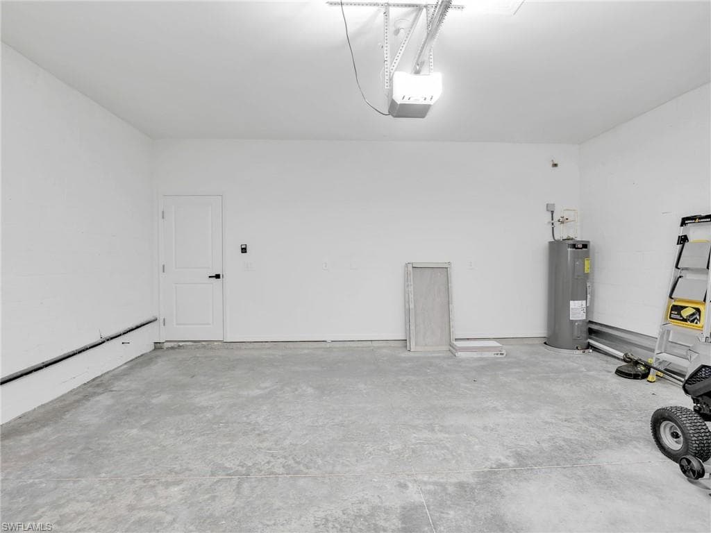 1932 23rd Pl, Cape Coral, FL 33909-37