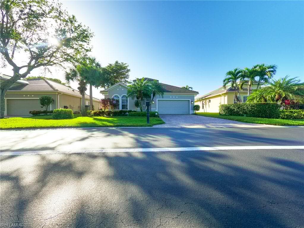 14174 Giustino Way, Bonita Springs, FL 34135-5