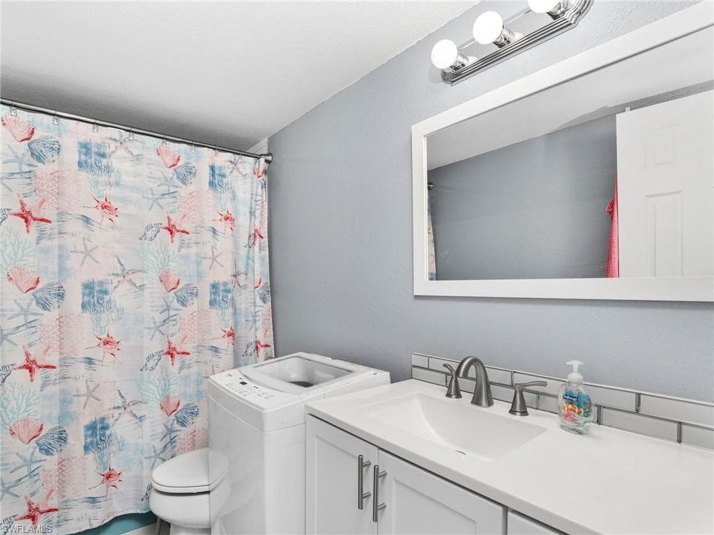 1510 Memoli Ln 2, Fort Myers, FL 33919-15