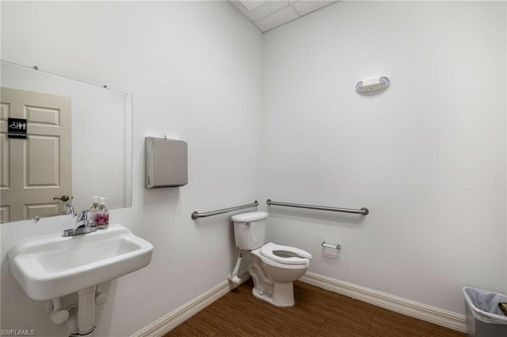 8991 Daniels Center Dr 104, Fort Myers, FL 33912-10